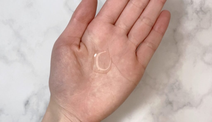 アズミー-センシティブローション_テクスチャー-1