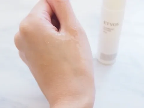 エトヴォス-アルティモイストローション_テクスチャー-1